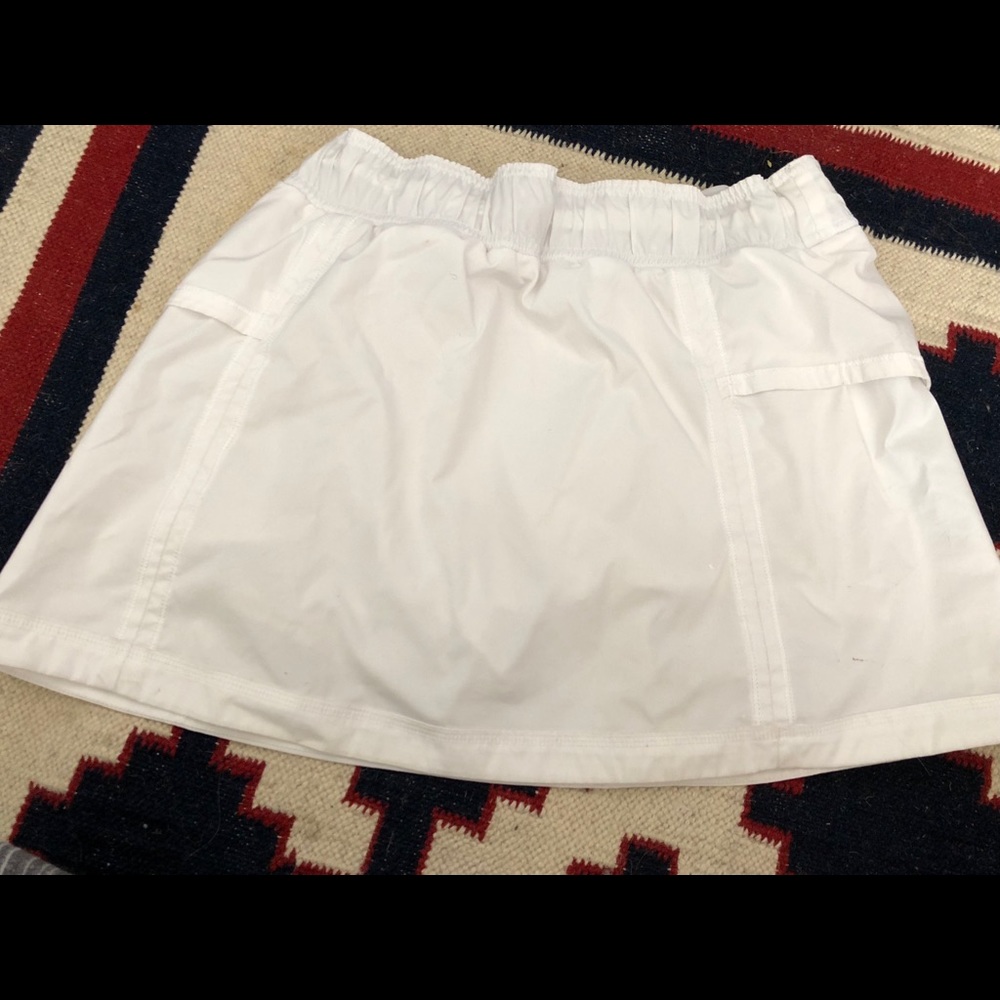 white lululemon skirt!